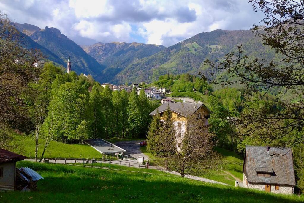 Appartamento Panoramico Casa Gerro Averara Luaran gambar